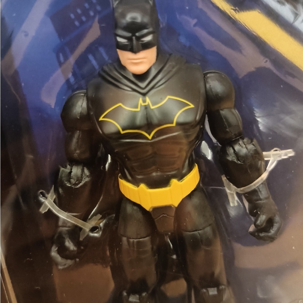 DC Comics Batman Action Figure - Black and Yellow - Picture 1 of 7